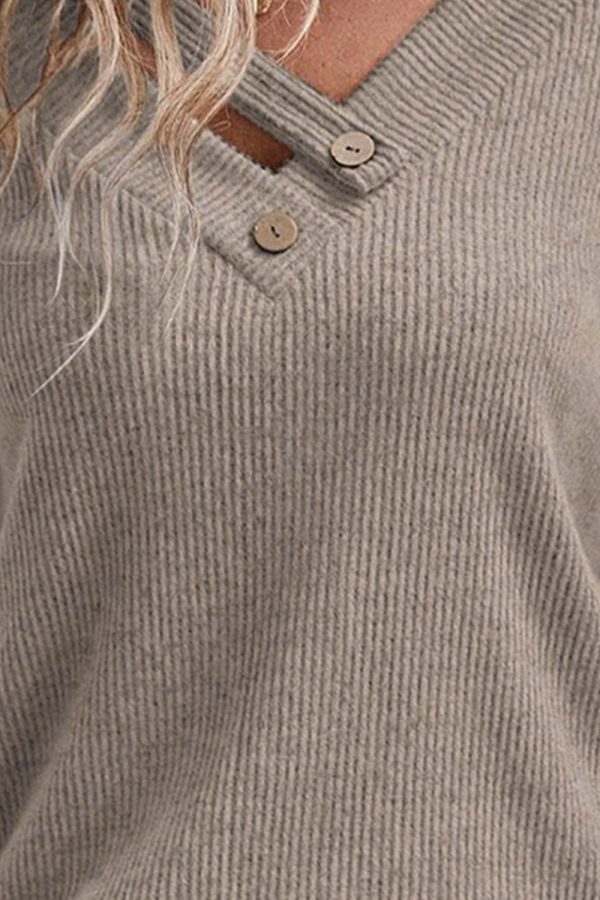 Allyson V-Neck Short Sleeve Top - Online Exclusive For Sale - Image 3